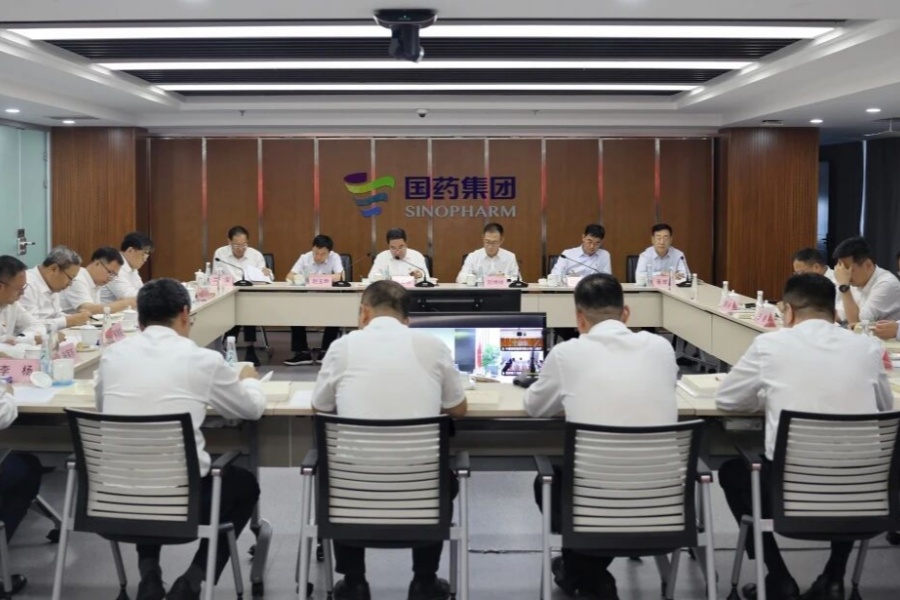 mg冰球突破党委召开理论进建中心组2026年第四次集体进建（扩大）会